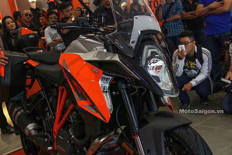 gia-ktm-1290-super-duke-gt-motosaigon-20