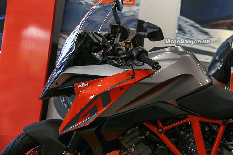 gia-ktm-1290-super-duke-gt-motosaigon-27