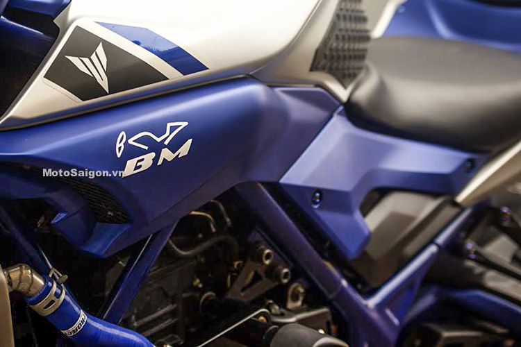Ngắm Yamaha MT-03 độ đầu đèn & bánh lớn cực chất của biker nước ngoài-6