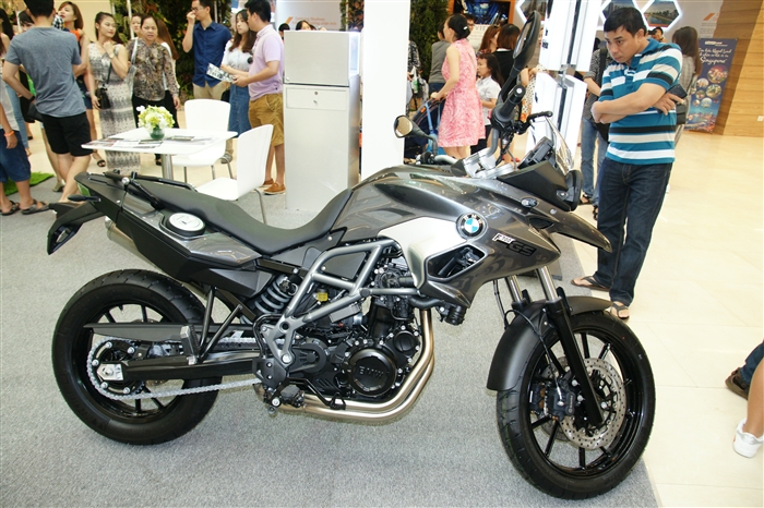 F-700-GS-19