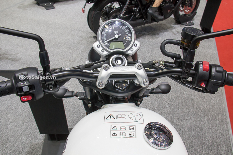 Triumph Street Twin 2017 giá bao nhiêu? đánh giá ưu nhược điểm thông số kỹ thuật